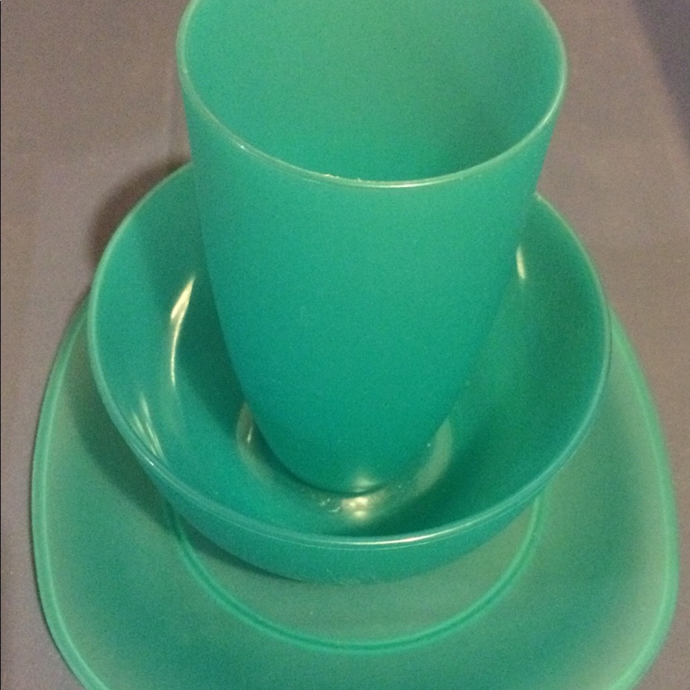 Plastic Dishes Set Blue-Green Bowl/Plate/Cup for University Residence, Traveling